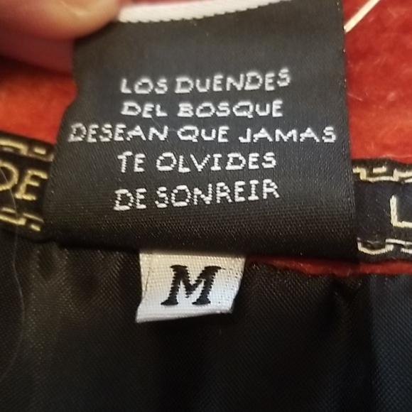 Patagonian Vest! Men’s Medium, color: burnt orange with embroidered back NWOT - Picture 5 of 6